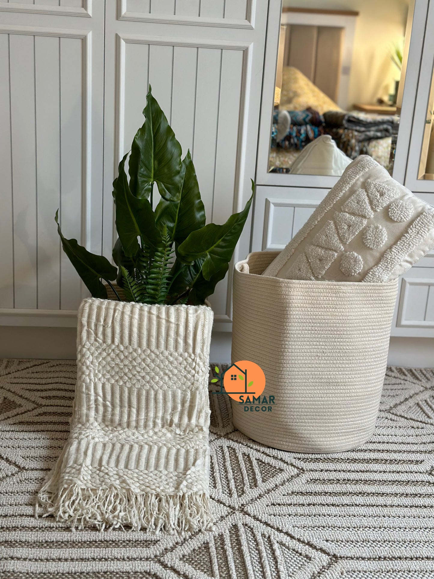 Ivory Textured Woven Throw with Fringe – Soft, Stylish, and Earthy