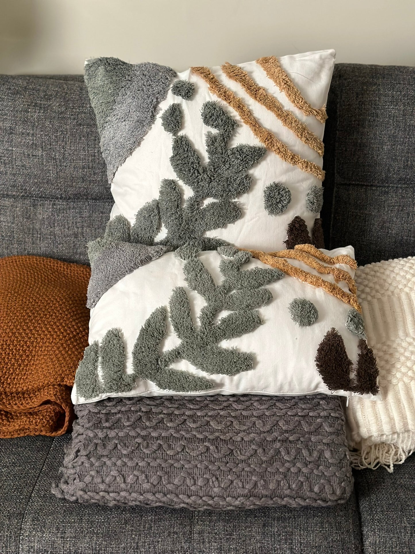 Textured Nature-Inspired Tufted Cushion Set – Earthy Green & Taupe Tones CODE 3305 3L