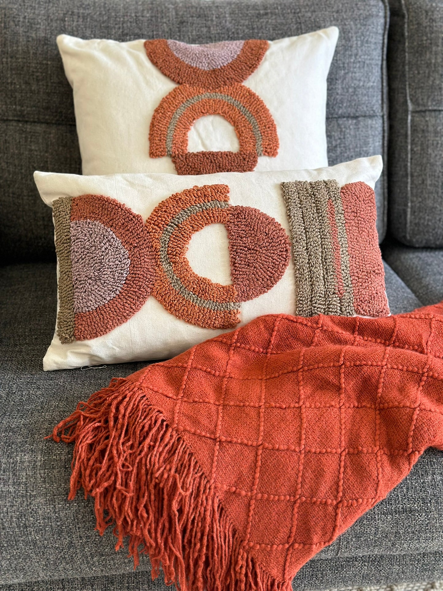 Handwoven Textured Cushion – Artisanal Beauty CODE 3308 R