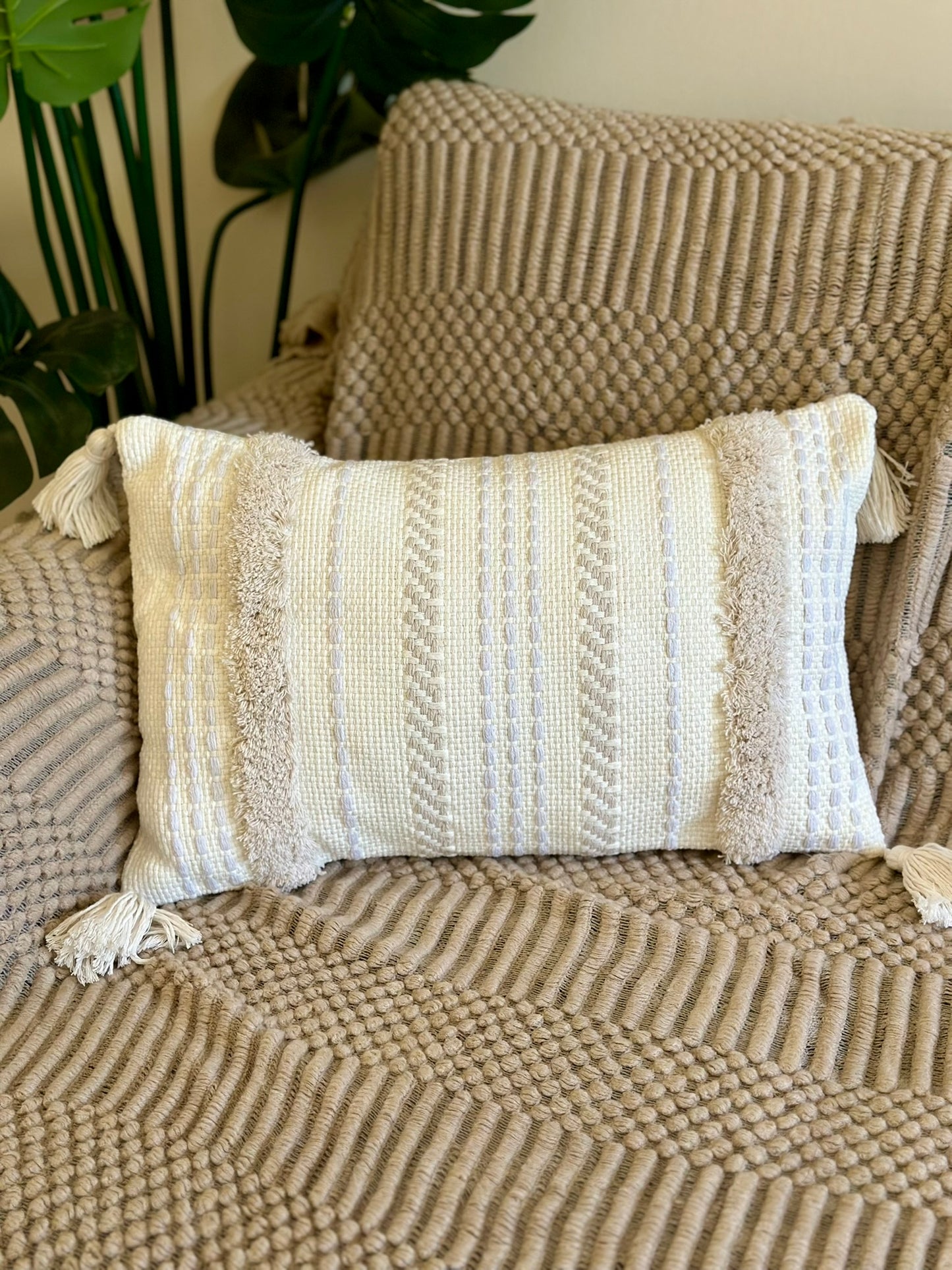 Floral Handmade Cushion – Vintage Inspiration CODE 3319