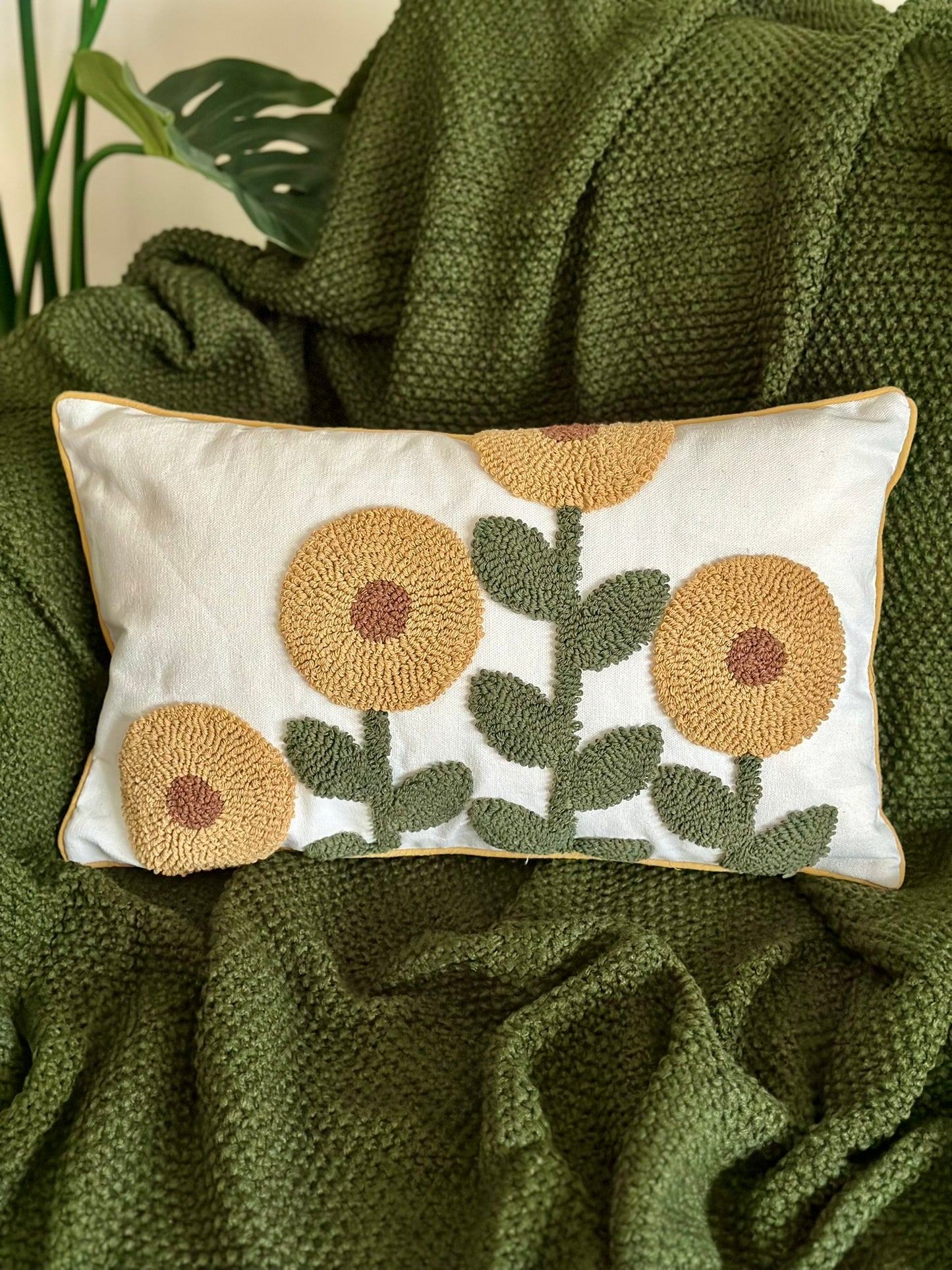 Sunflower Embroidered Cushion – Rectangular Floral Set CODE 3322 FLOWER