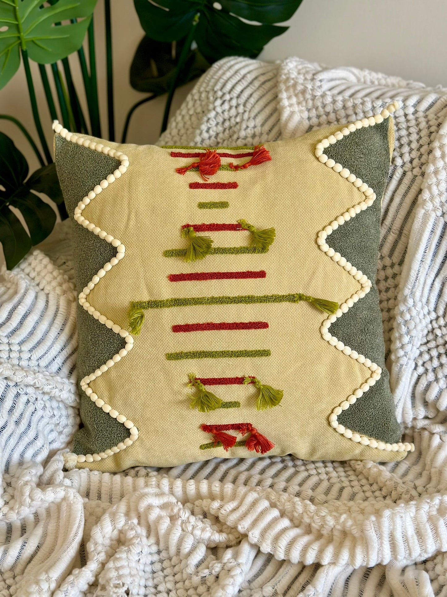 Soft Pastel Cushion – Handmade Elegance CODE 3323 G