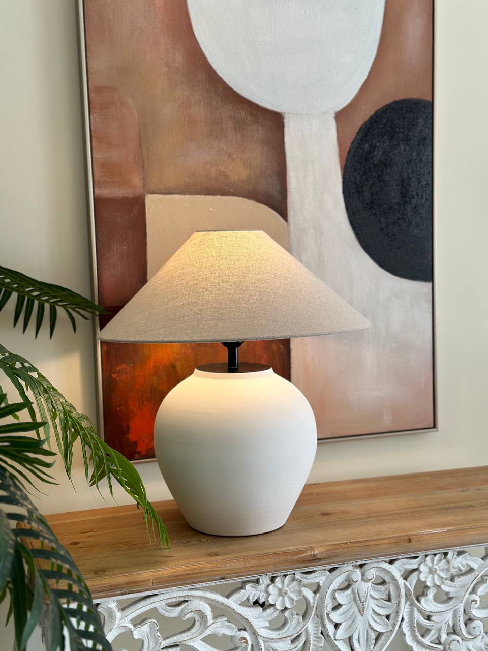 Textured White Ceramic Table Lamp – Soft Glow Elegance (CODE 3209)