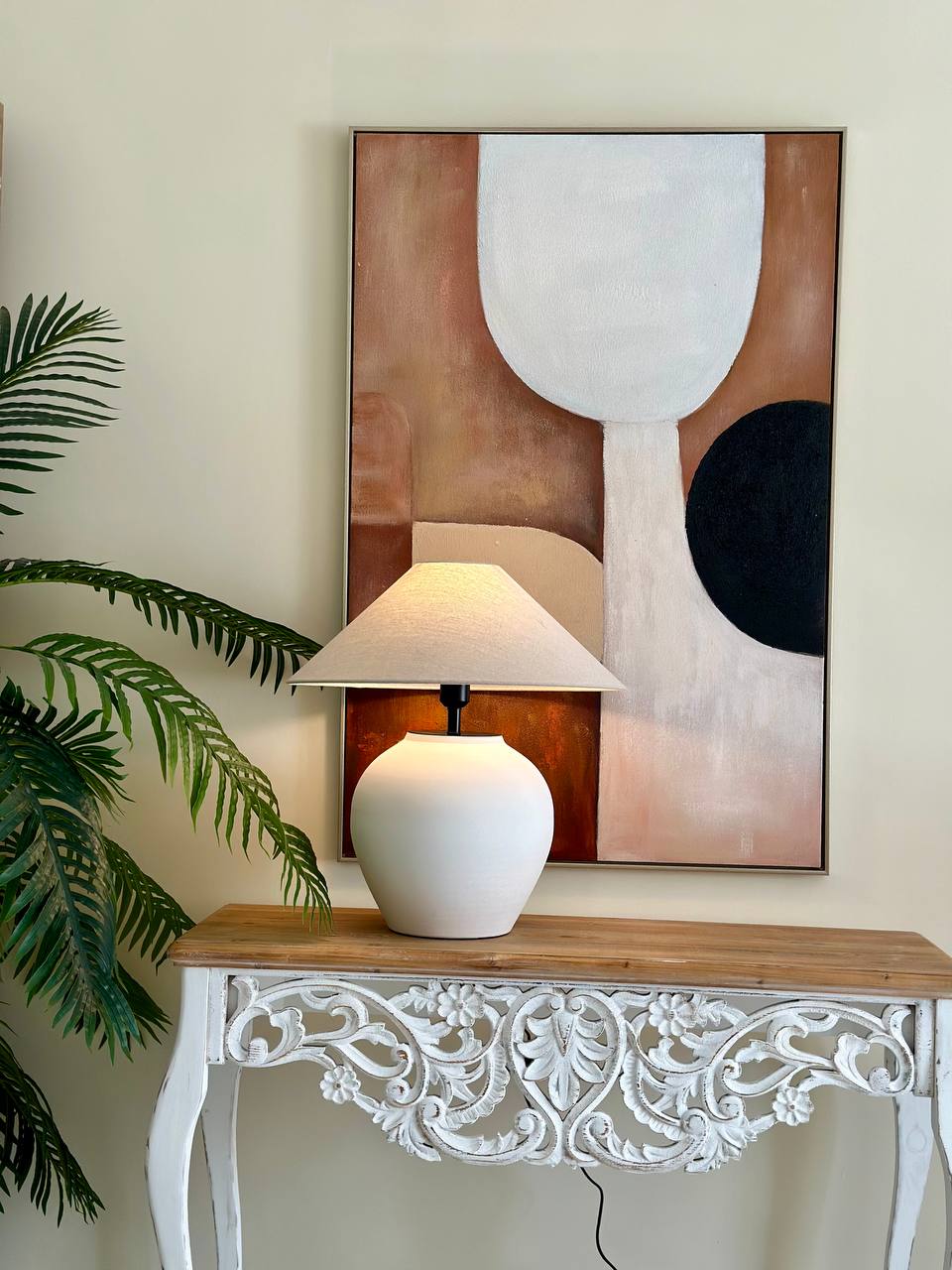 Textured White Ceramic Table Lamp – Soft Glow Elegance (CODE 3209)