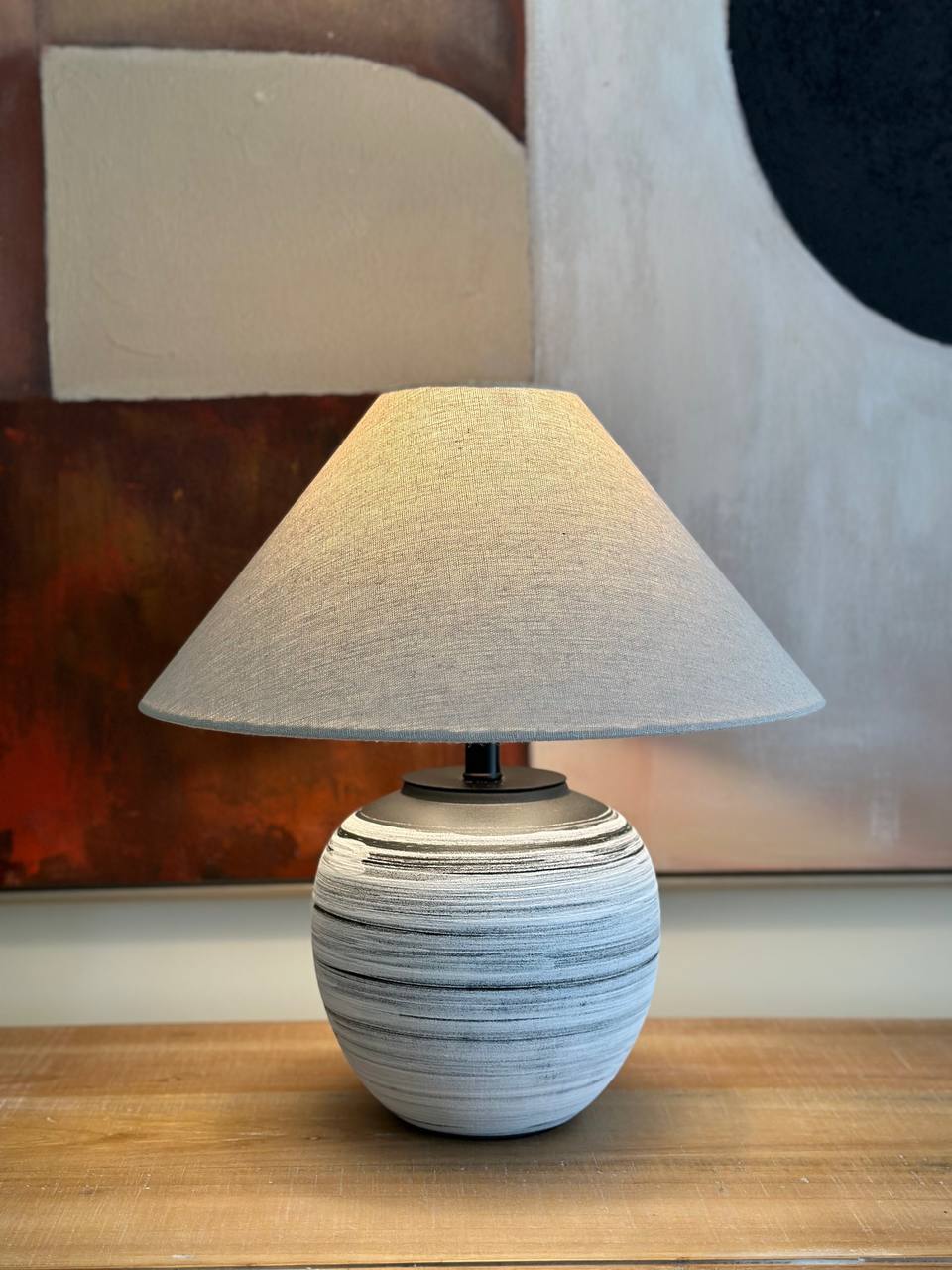 Minimalist Sandstone Table Lamp – Tranquil Glow (CODE 3214)