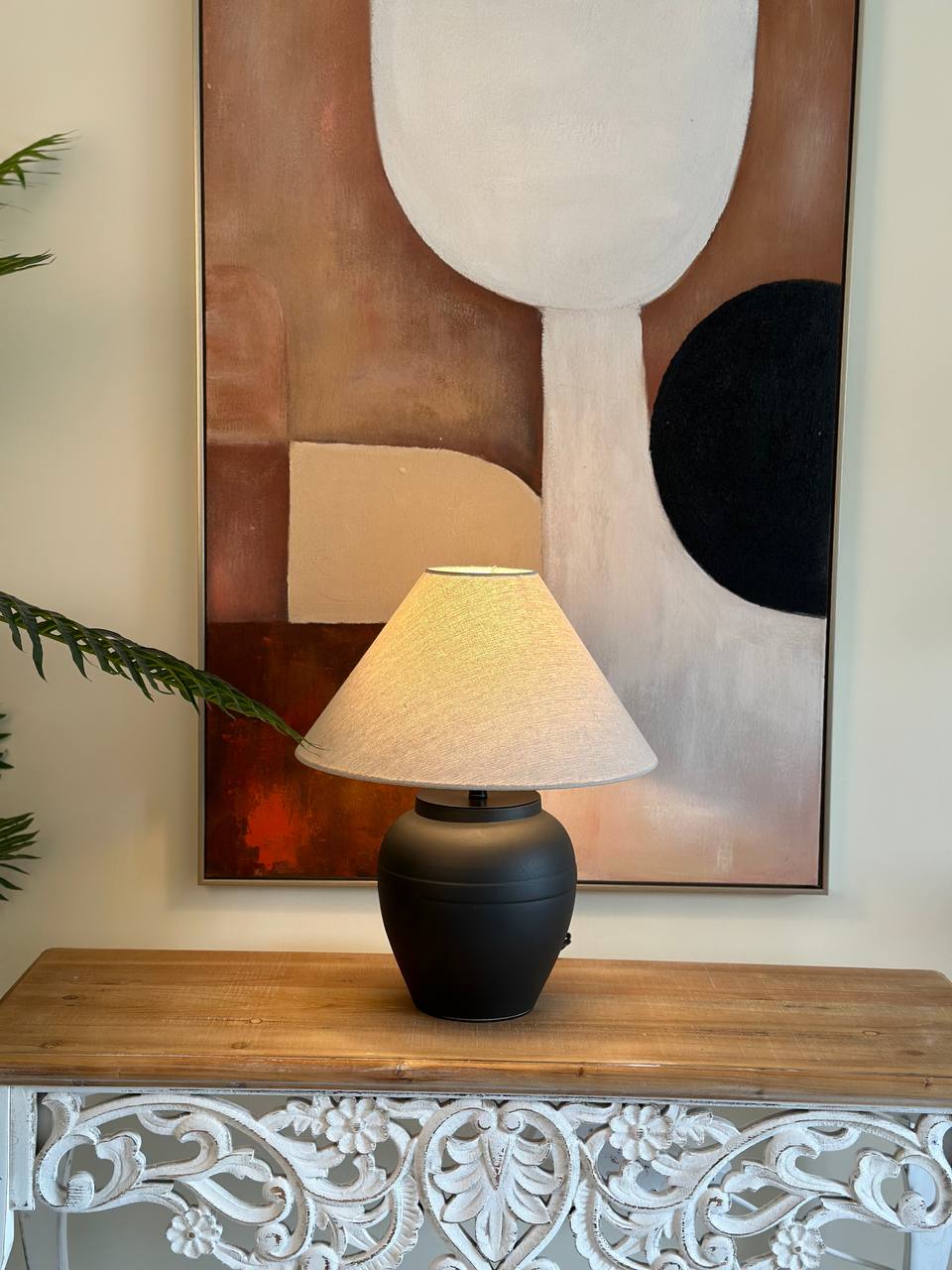 Matte Black Ceramic Table Lamp – Minimalist Contemporary Elegance (CODE 3212)