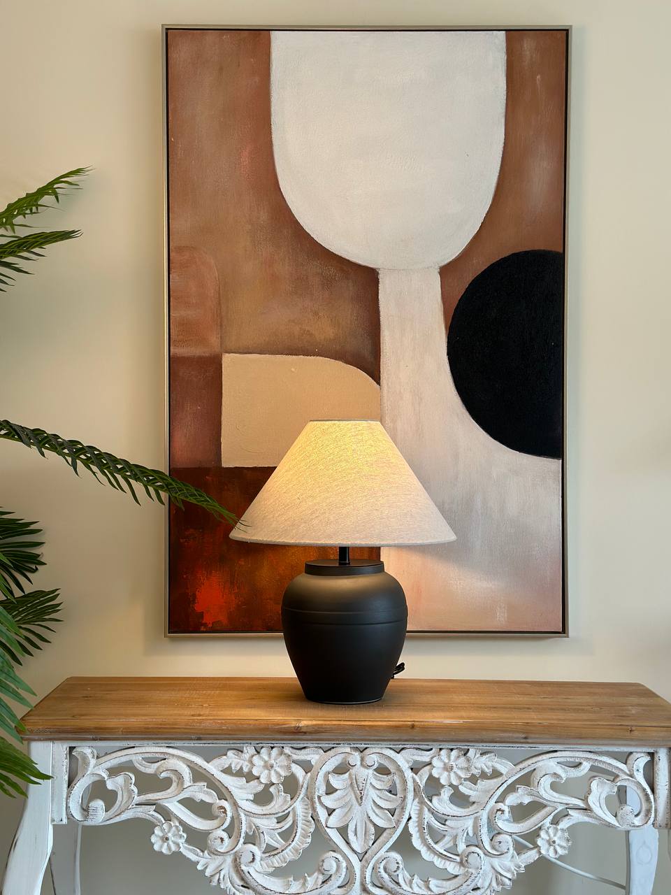 Matte Black Ceramic Table Lamp – Minimalist Contemporary Elegance (CODE 3212)