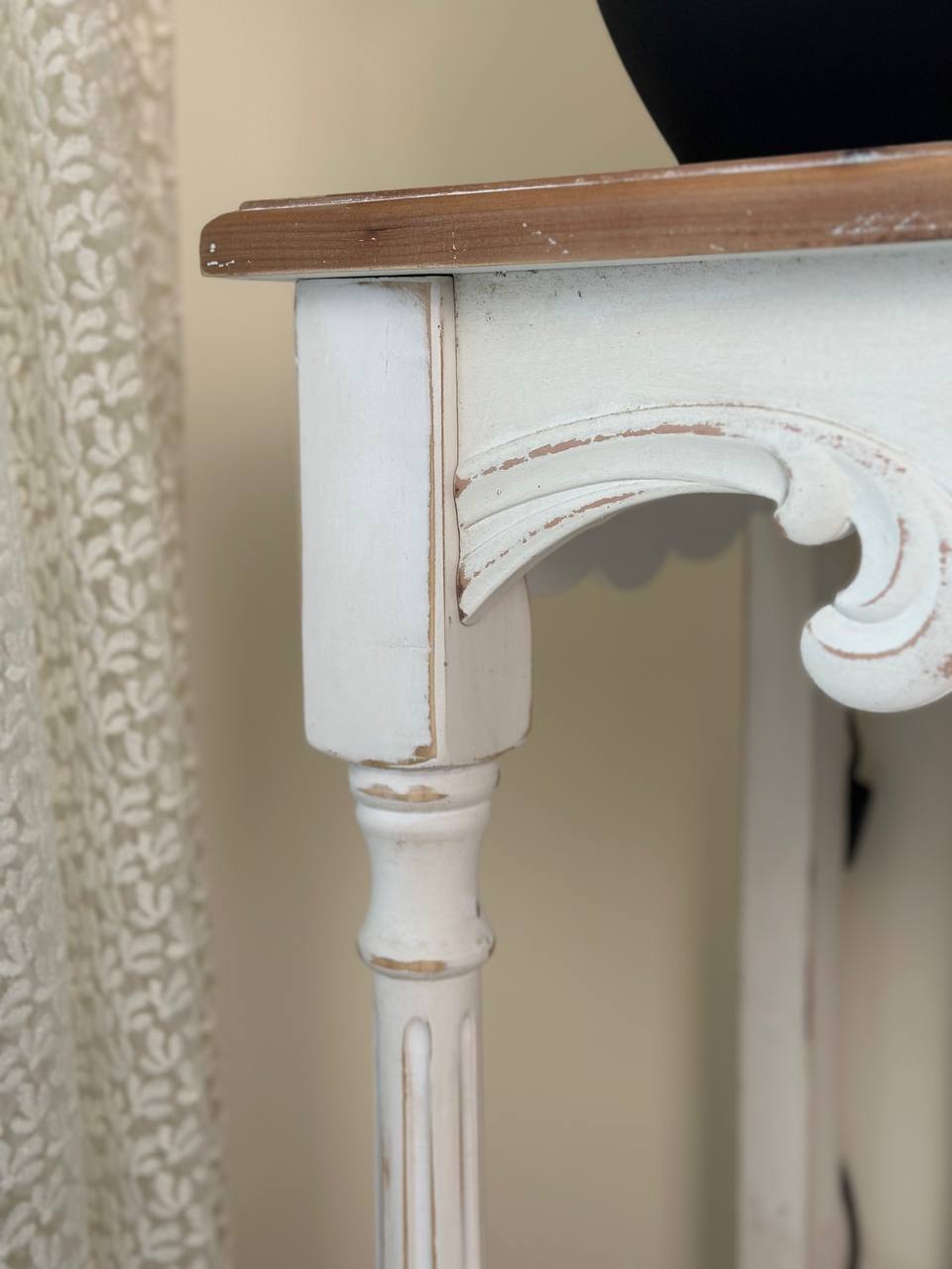 White Carved Boho Console Table with Natural Wood Top Vintage Console