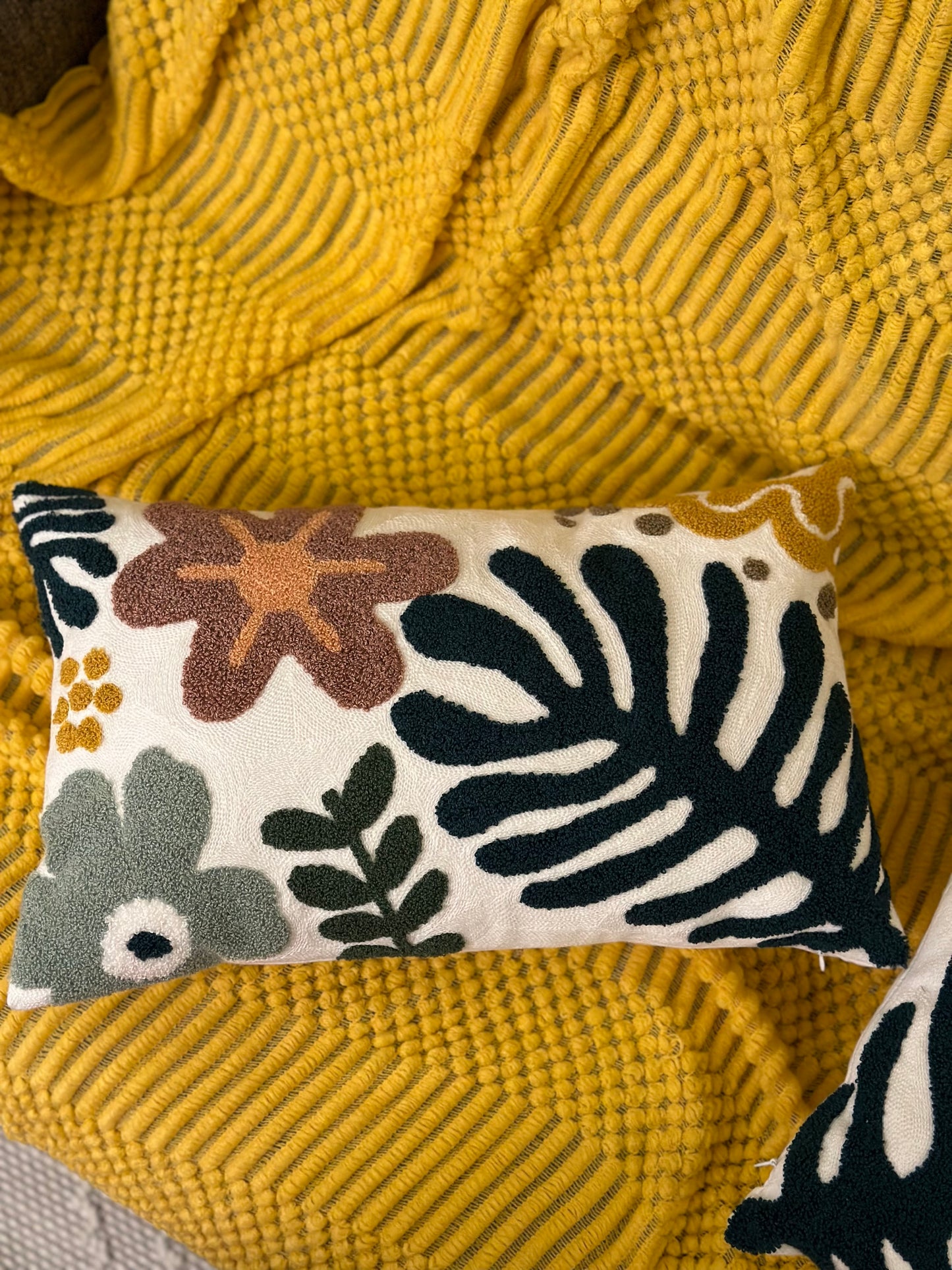 Decorative Tribal-Inspired Cushion – Handmade Heritage CODE 3322 T