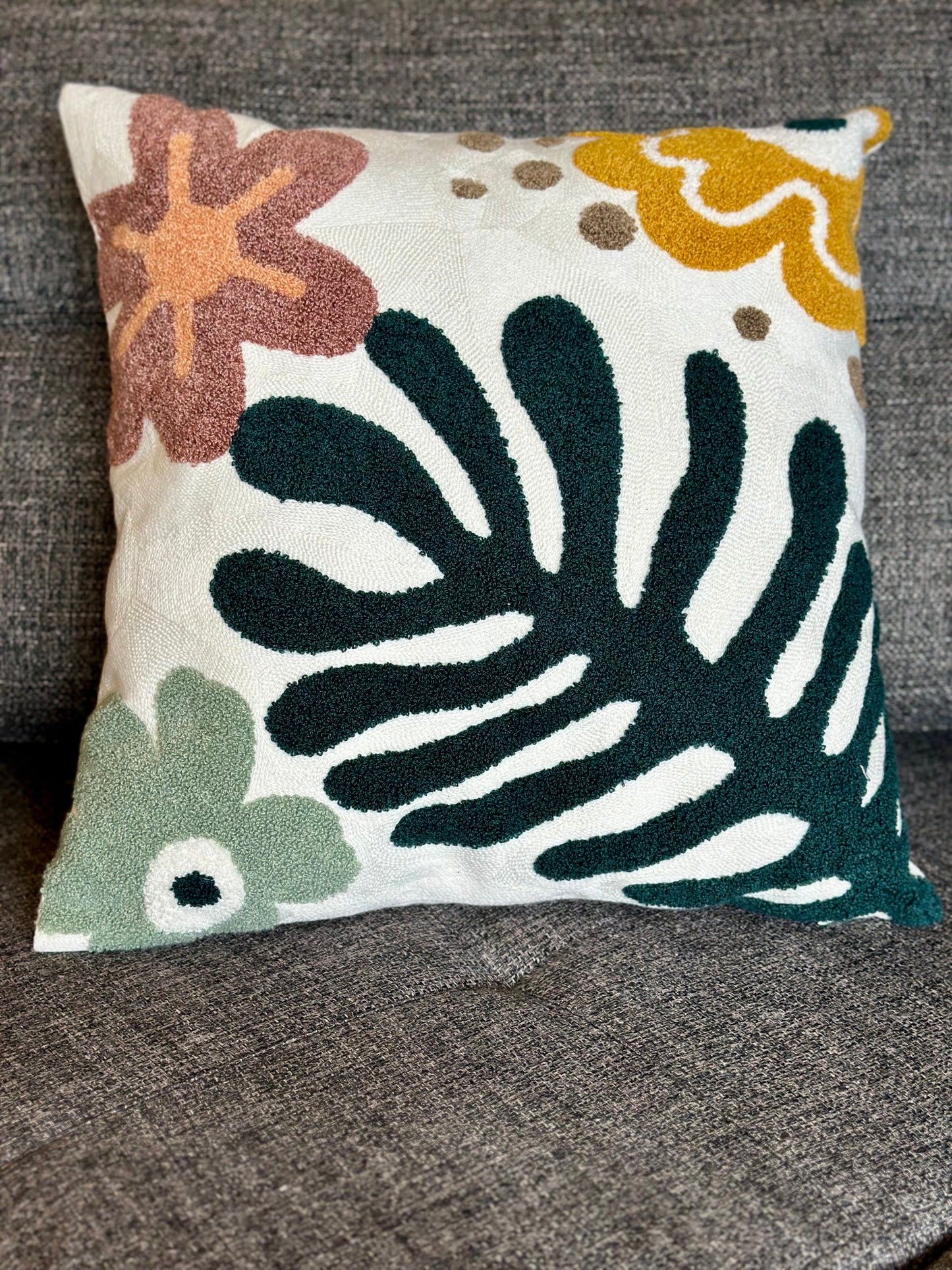 Decorative Tribal-Inspired Cushion – Handmade Heritage CODE 3322 T