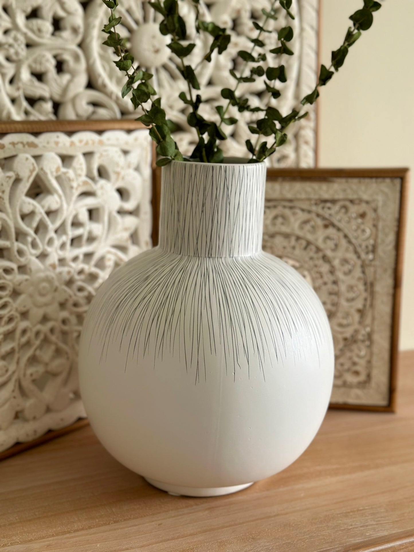 Etched Line Globe Vase – Matte White with Fine Detailing Vase CODE 3514