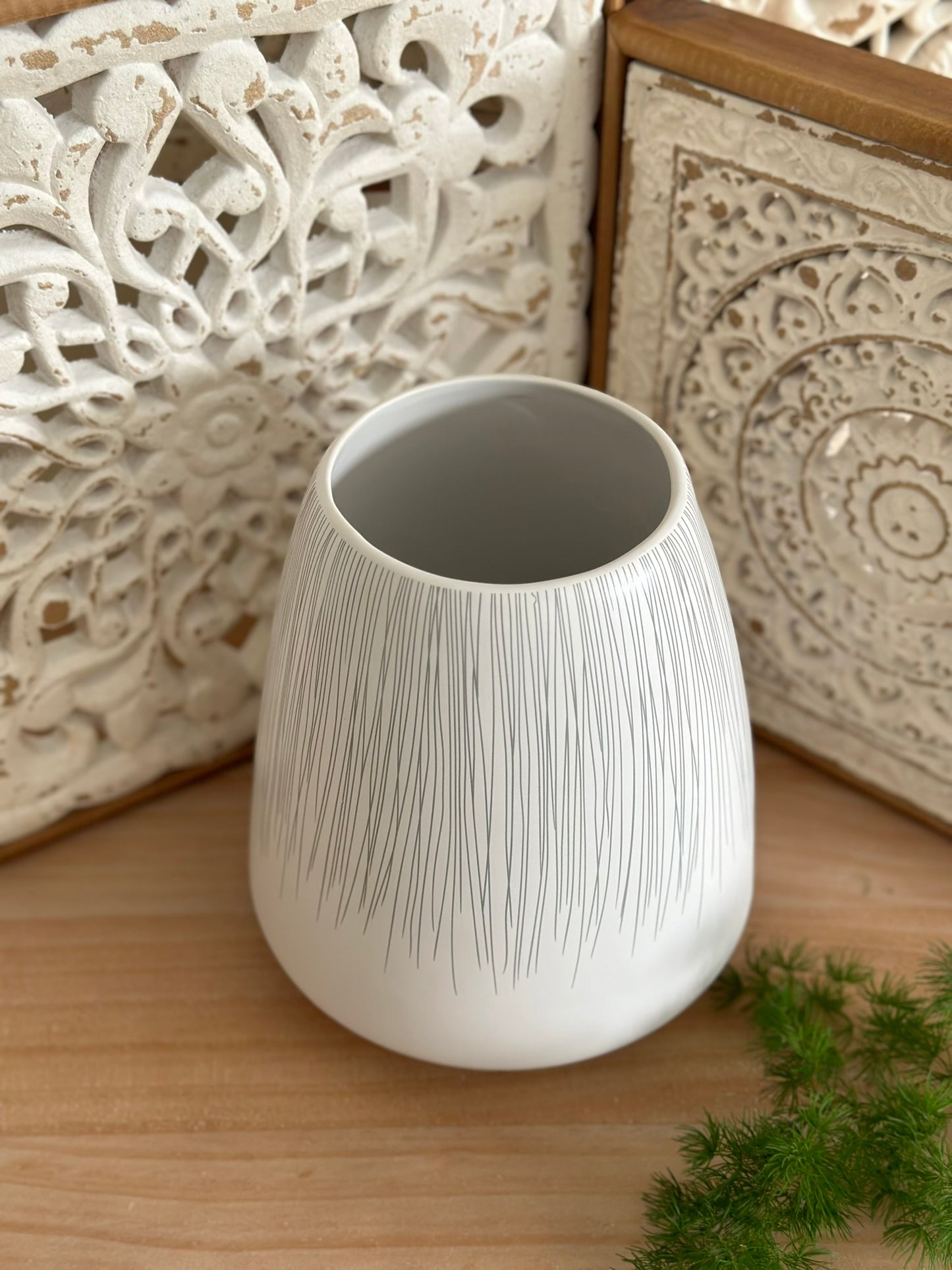 Etched Line Drop Vase – Matte White with Vertical Detailing Vase CODE 3516