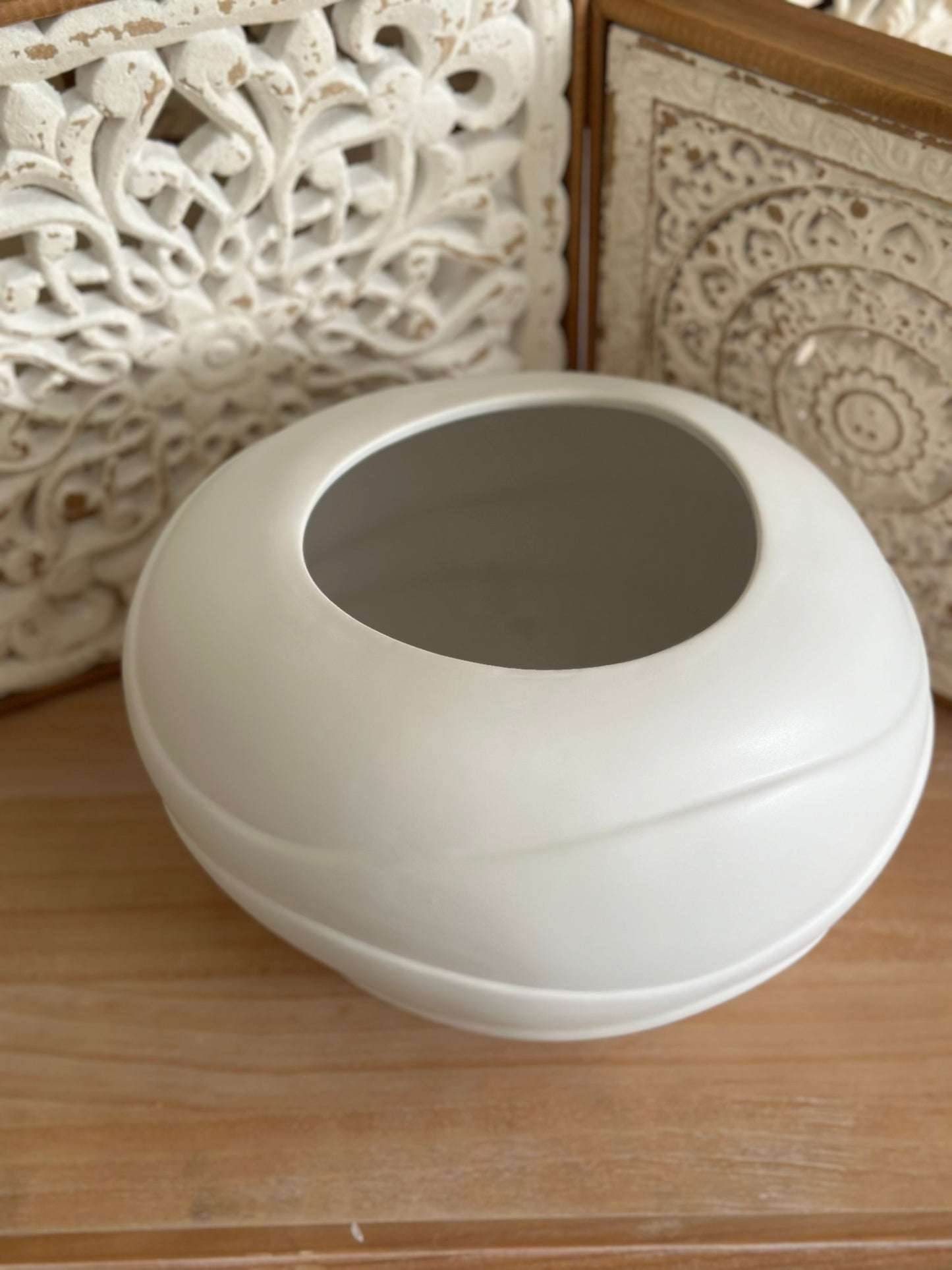 Wave Carved Globe Vase – Matte White Vase CODE 3537