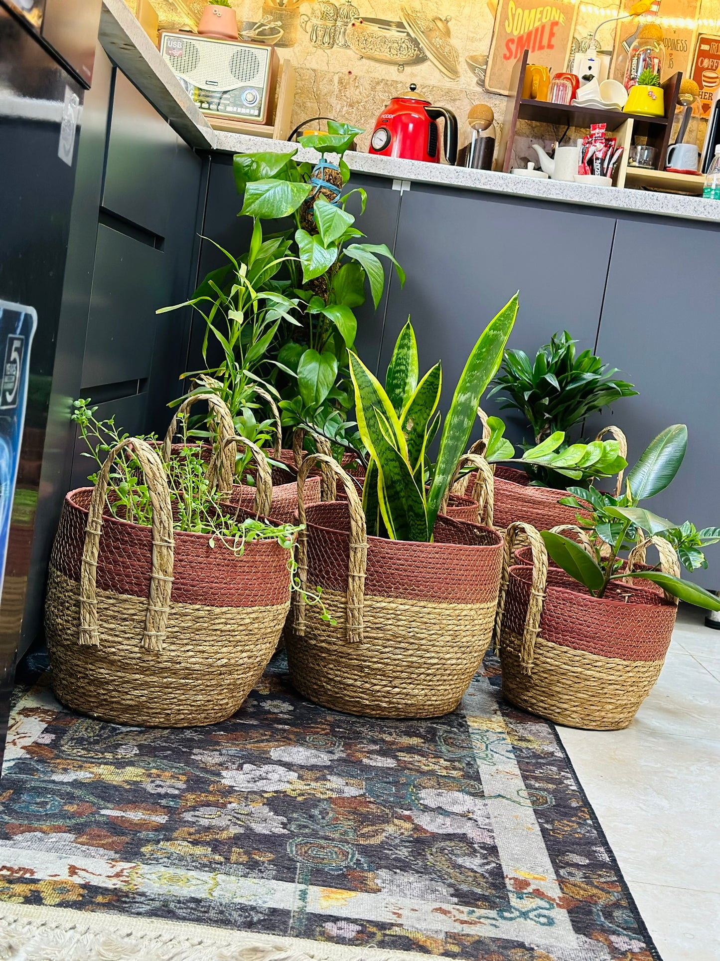 Two-Tone Handwoven Jute Basket – Terracotta & Natural