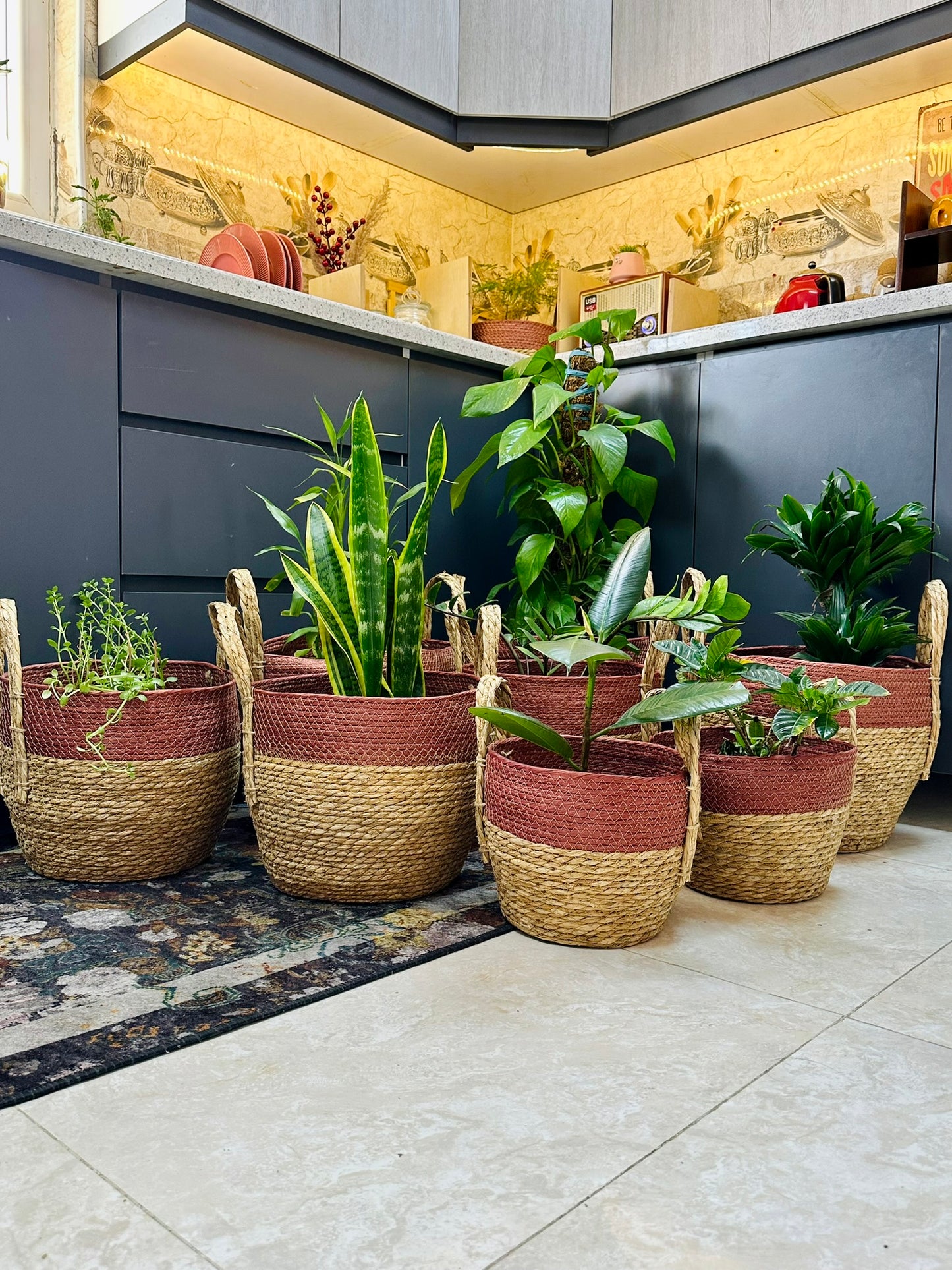 Two-Tone Handwoven Jute Basket – Terracotta & Natural
