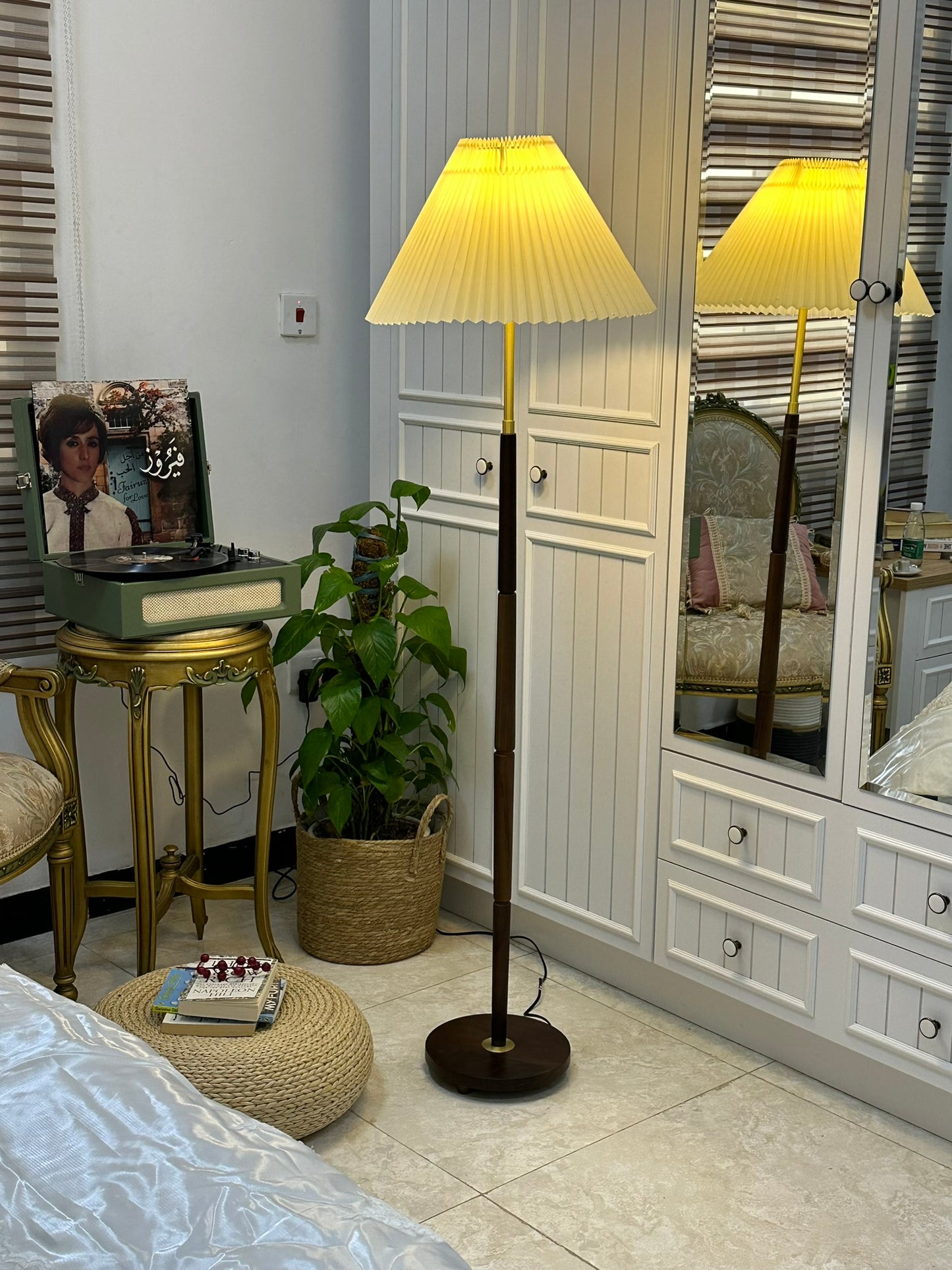 Slim Dark Brown Floor Lamp