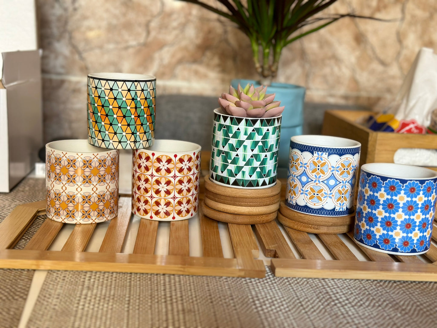 Small Pot different colors different Selection