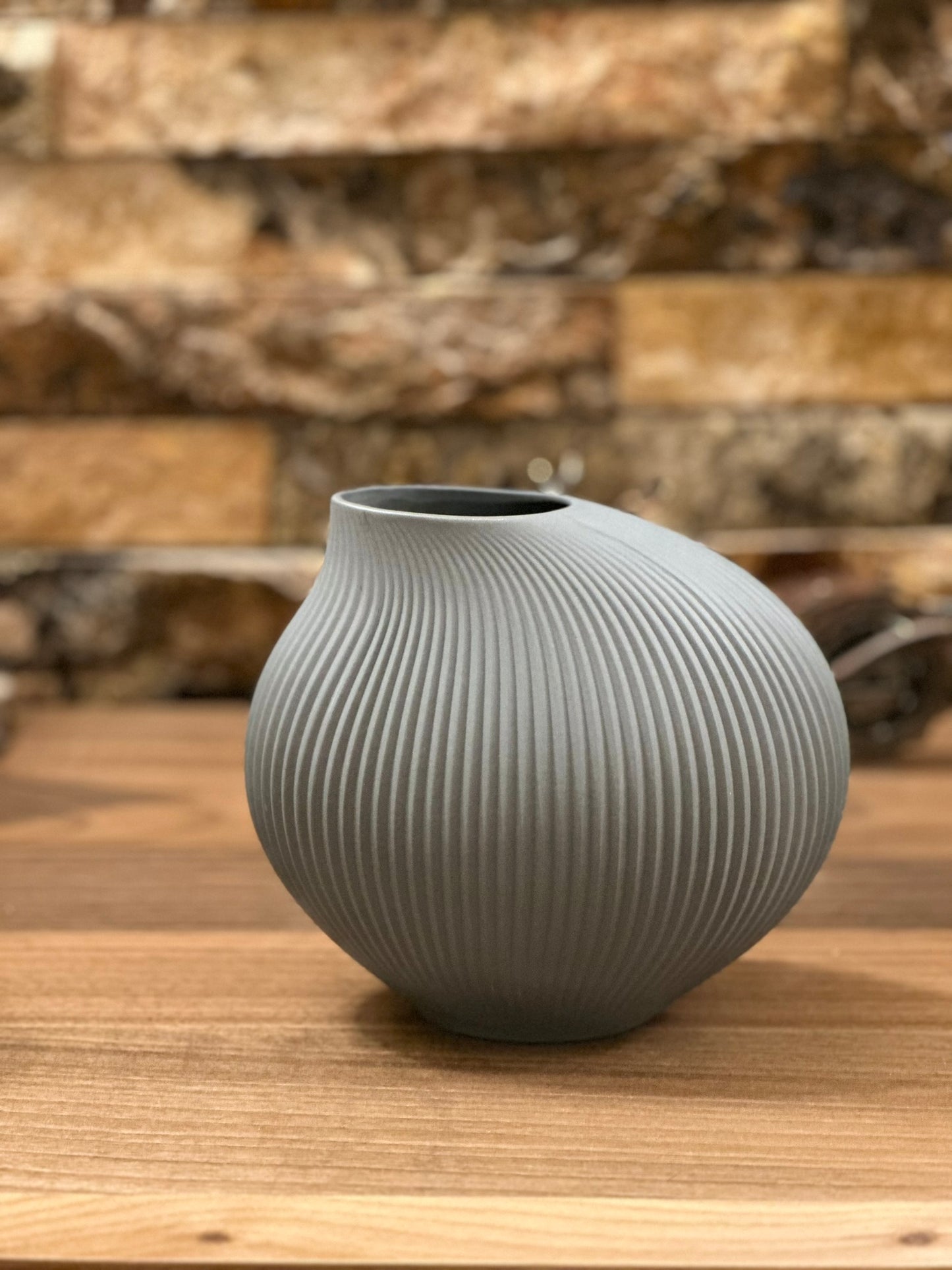 Curved Ribbed Vase – Matte Charcoal Gray Vase Grey Color CODE 0259 G