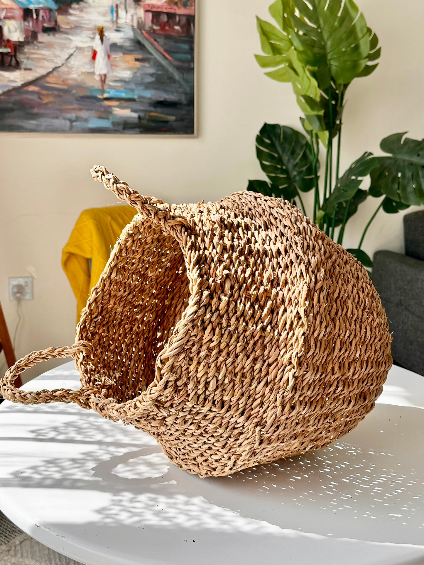 Handwoven Seagrass Basket – Bulb Shape with Handles