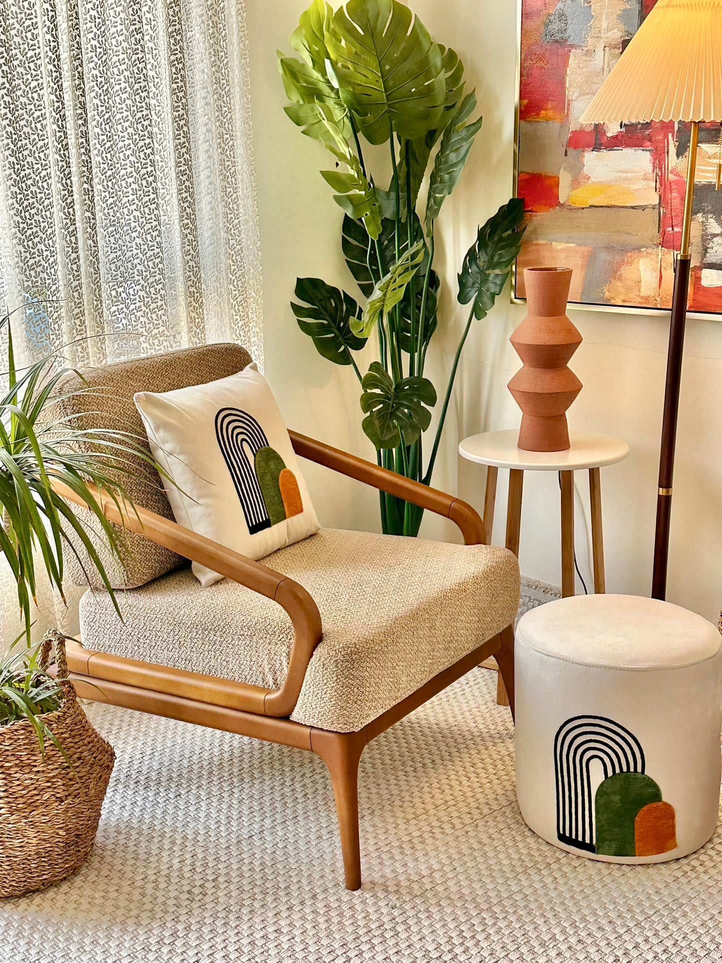 Modern Accent Armchair – Wooden Frame and Beige Fabric Upholstery