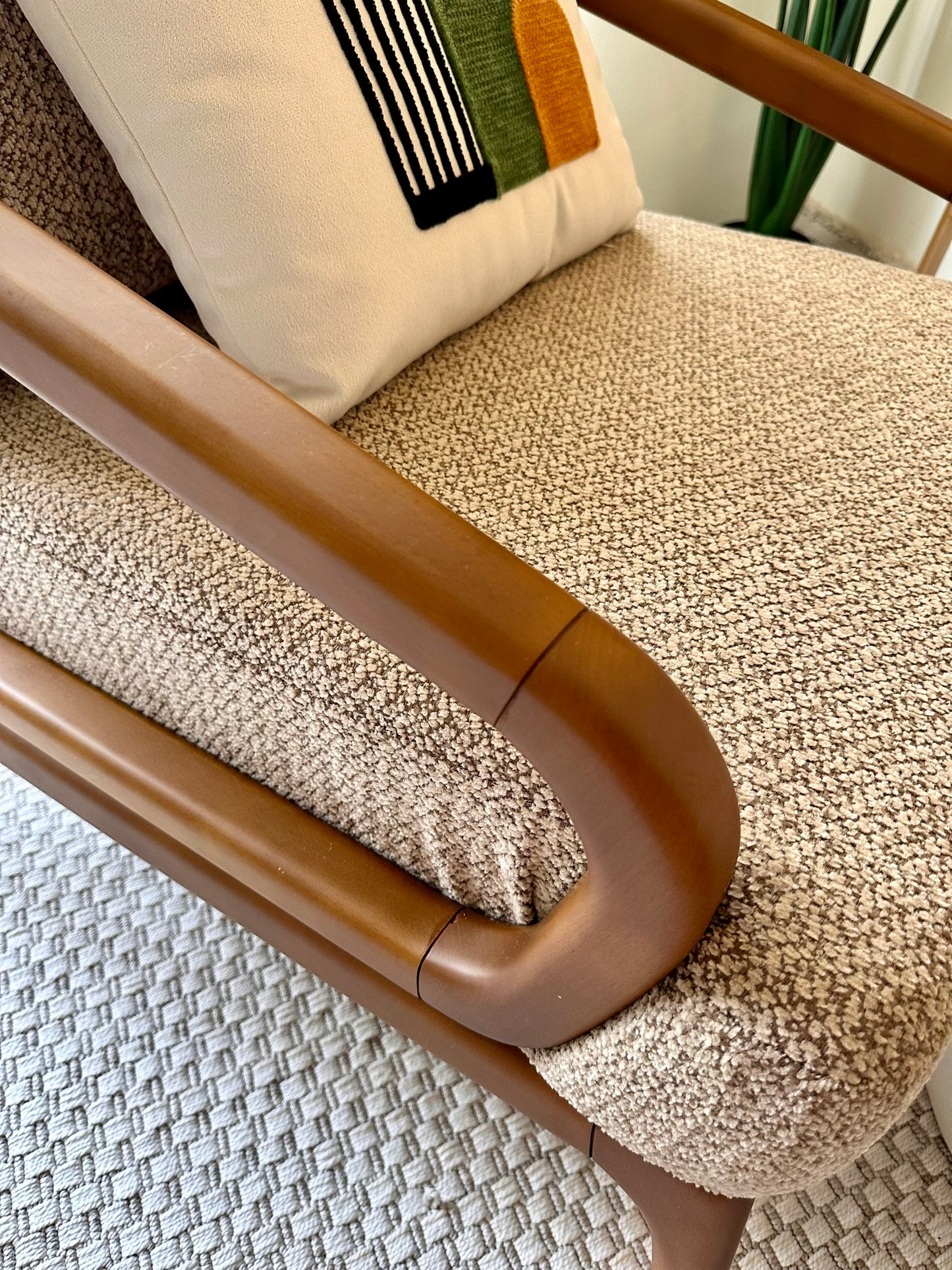 Modern Accent Armchair – Wooden Frame and Beige Fabric Upholstery