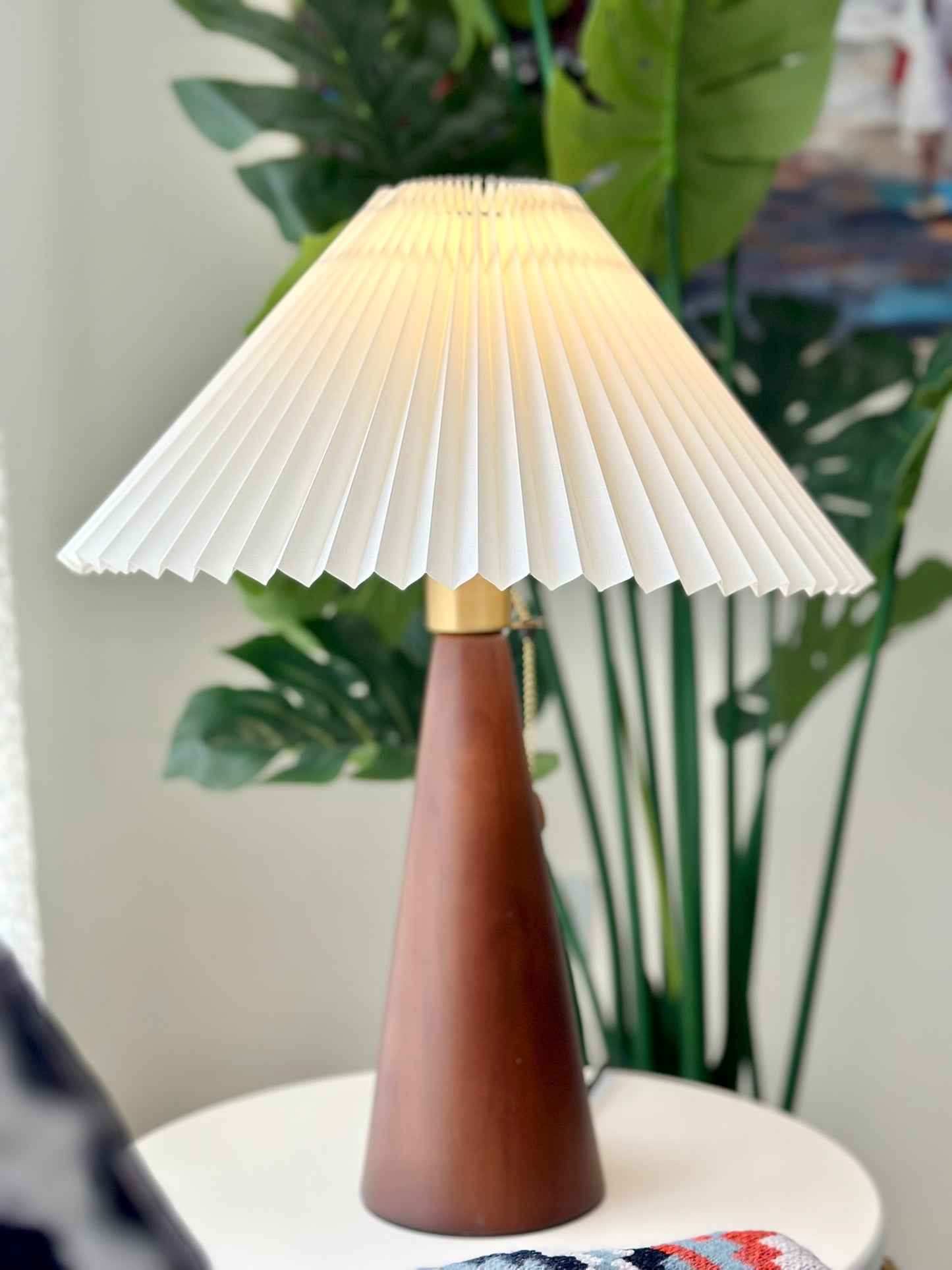 Dark Wood Base Table Lamp with Pleated Shade – Modern Nordic Elegance