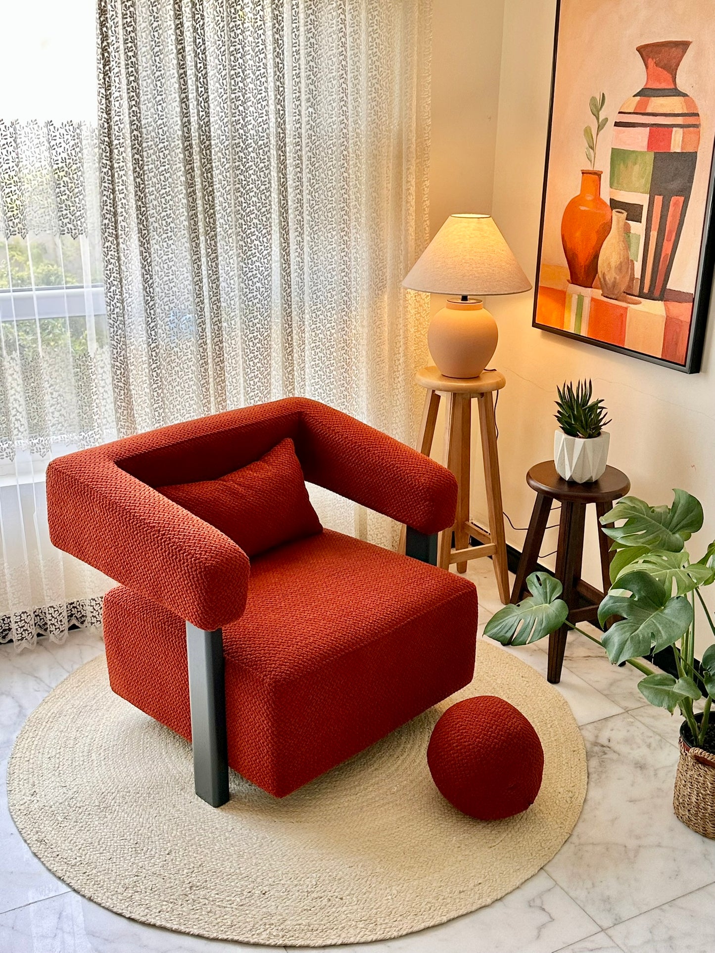 Modern Red Textured Armchair with Matching Pouf – Bold Contemporary Design