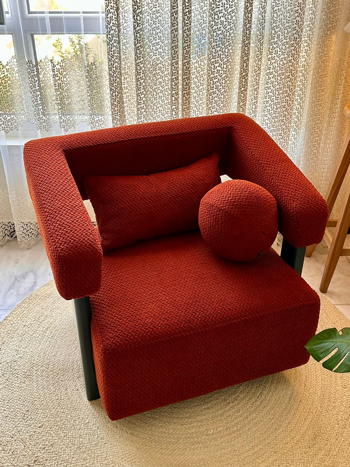 Modern Red Textured Armchair with Matching Pouf – Bold Contemporary Design