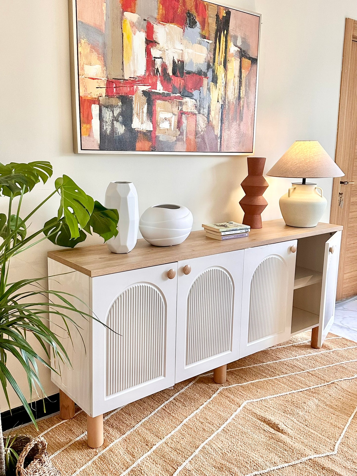 Modern Console Cabinet with Arch Design – 4 Doors