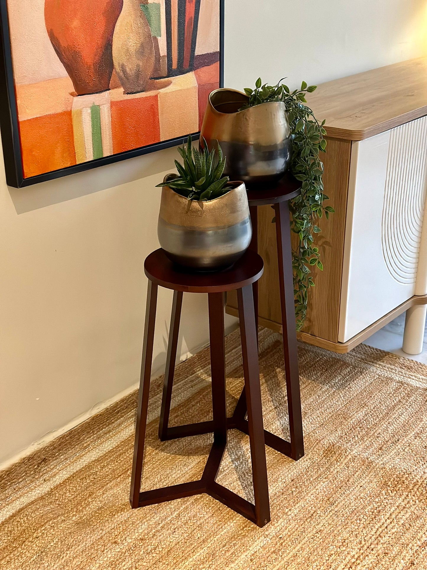 Modern Set of 2 Round Nesting Tables – Dark Wood Finish