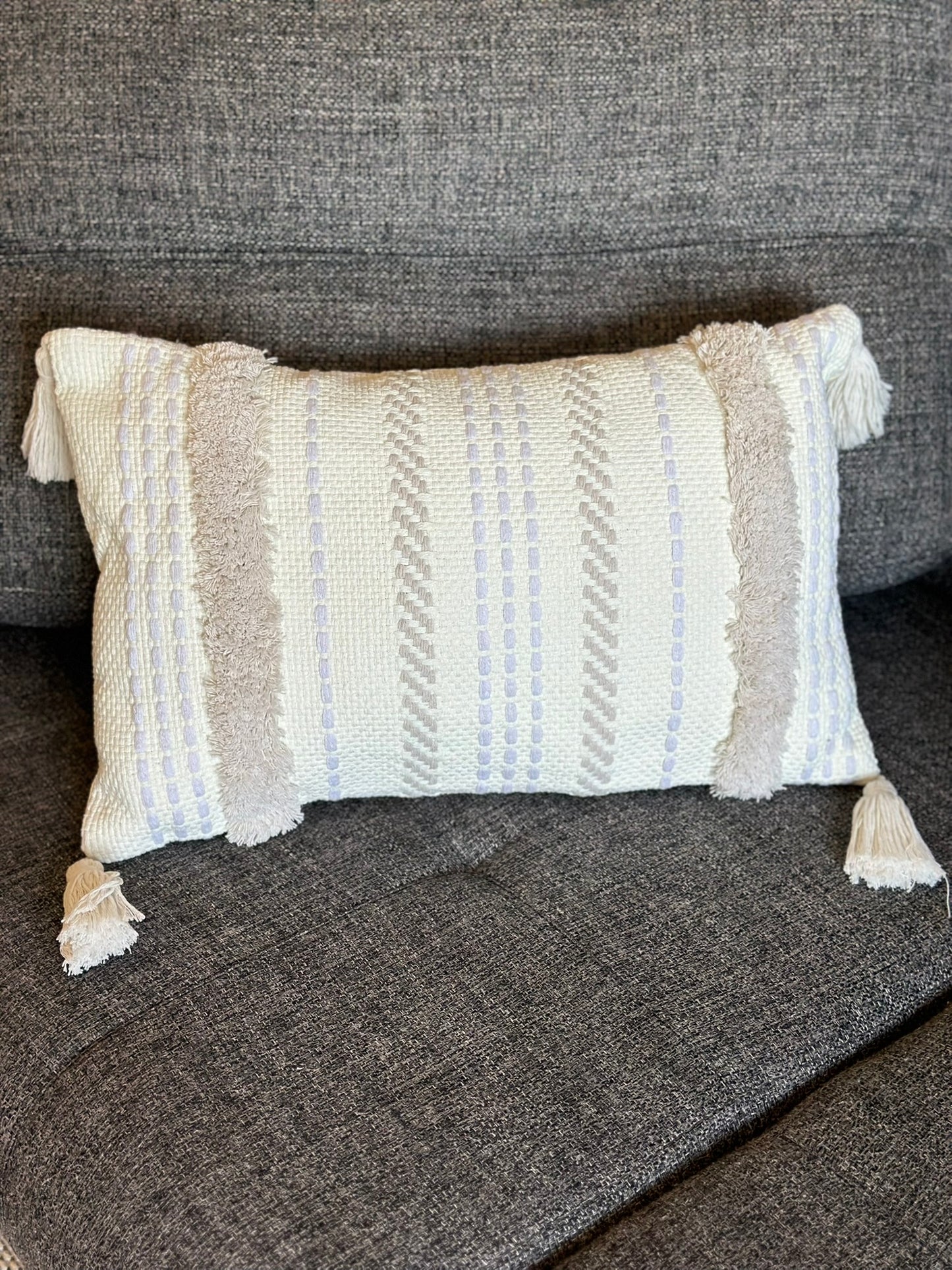 Floral Handmade Cushion – Vintage Inspiration CODE 3319