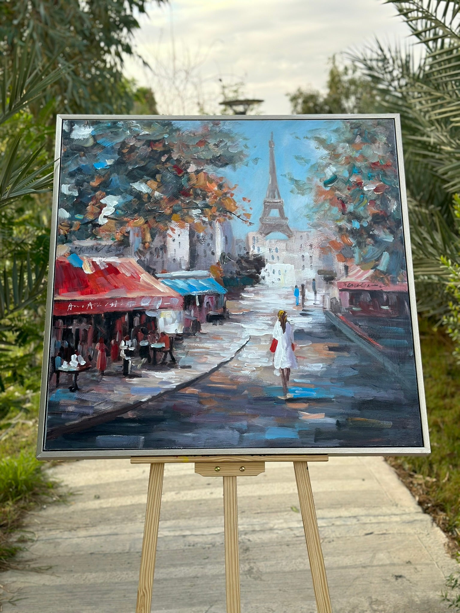 “Parisian Stroll” – Impressionist Street Scene with Eiffel Tower Oil Paint Size 100x100 cm CODE 3114