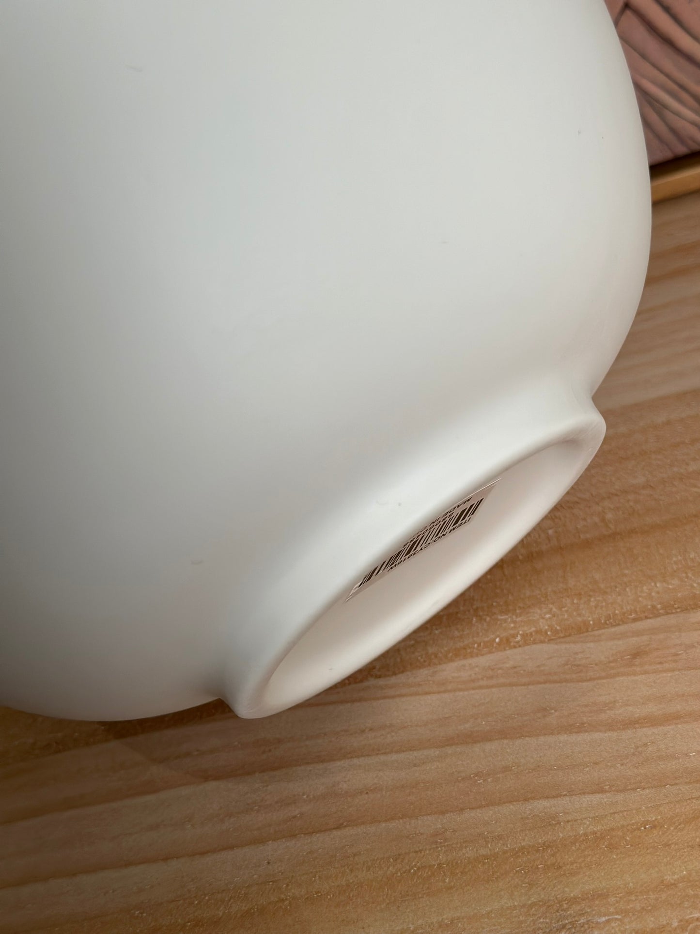 Snowfall Whisper Vase CODE 3504