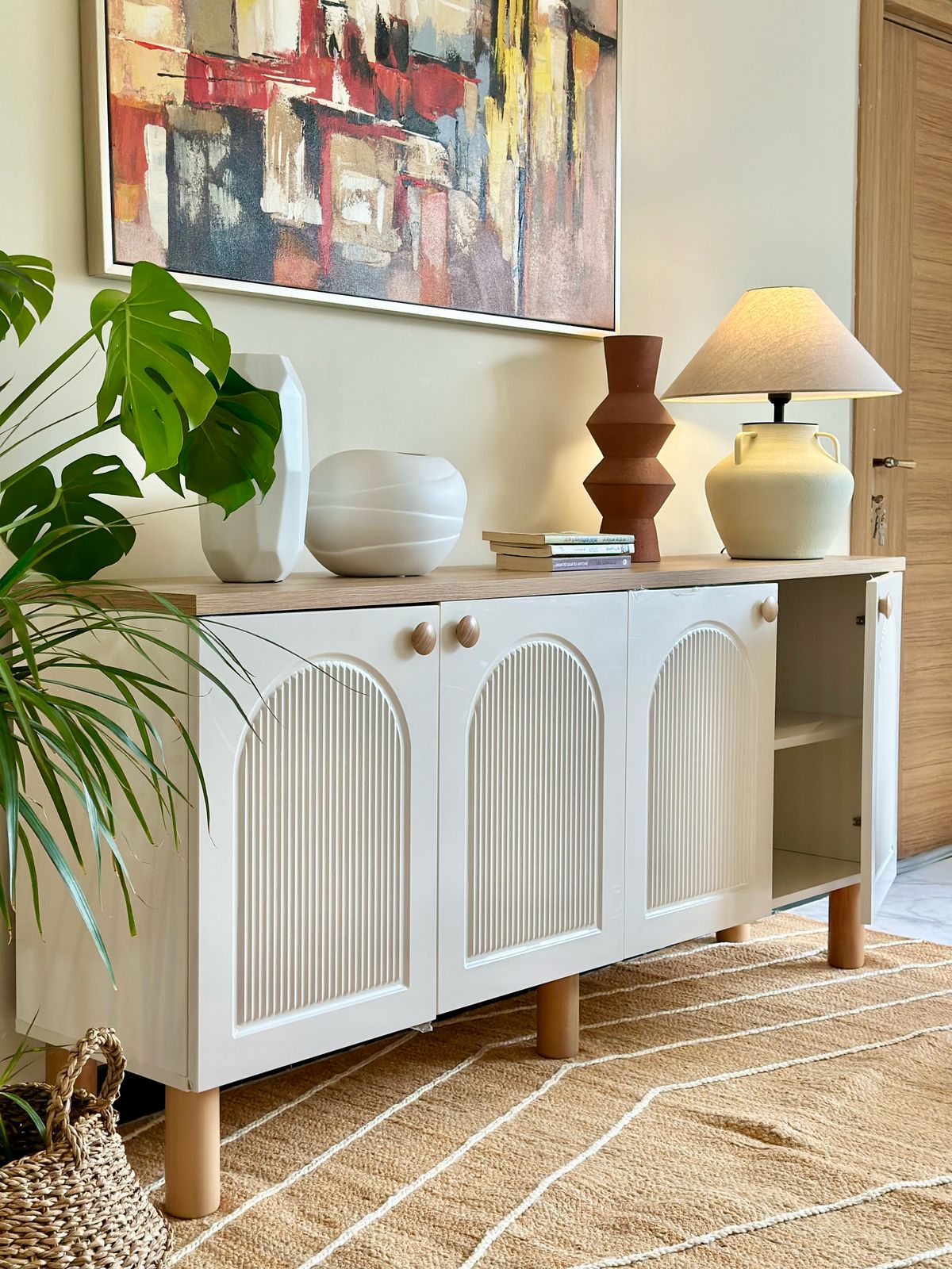 Modern Console Cabinet with Arch Design – 4 Doors