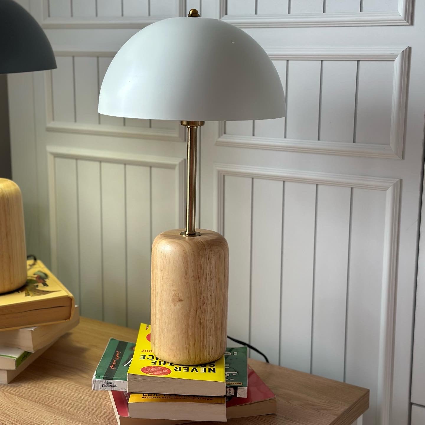 Table Lamp White Code 0703