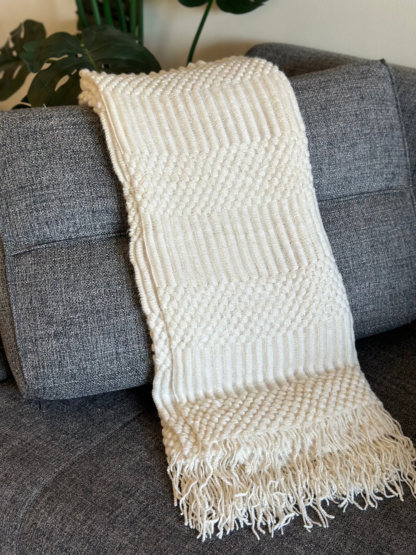 Throw Blanket CODE 3329 off-white